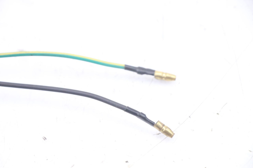 photo de INTERRUPTOR DE LUZ DE FREIO ESQUERDO SYM JET 14 4T 50 (2018 - 2022) - Ampliação técnica