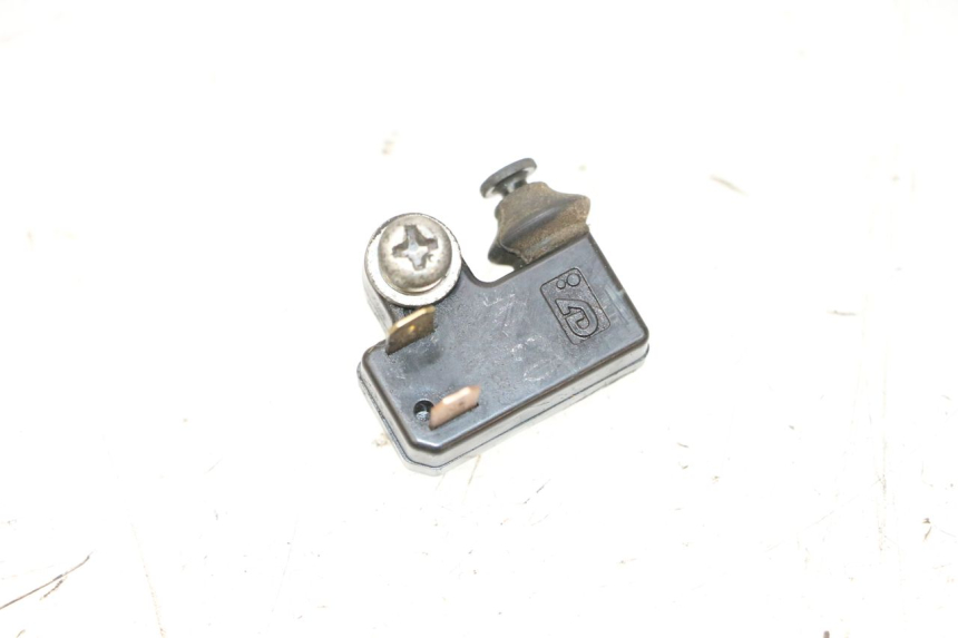 photo de INTERRUPTOR DE LUZ DE FREIO ESQUERDO YAMAHA XMAX X-MAX 125 (2006 - 2009) - Vista principal