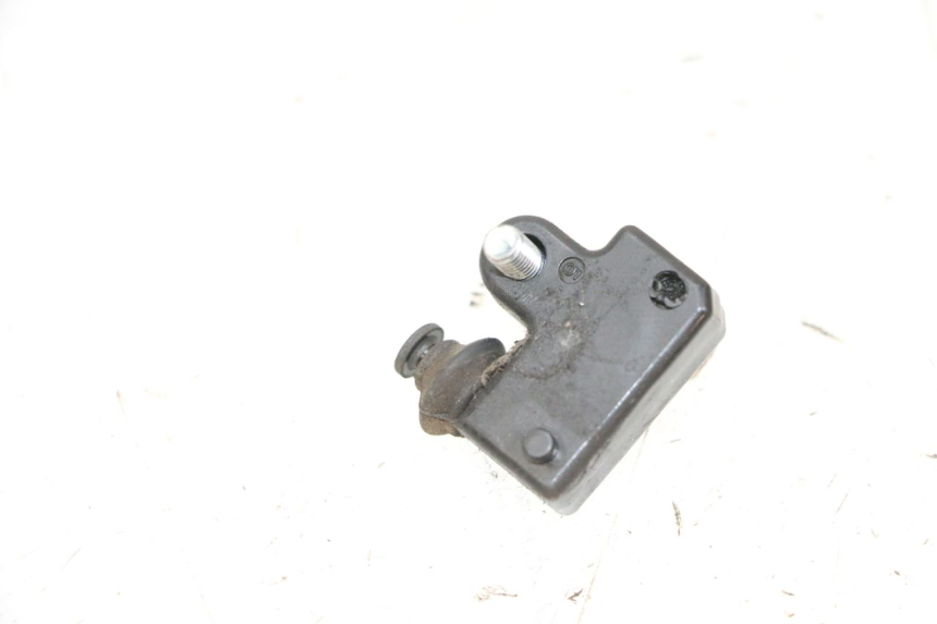 photo de INTERRUPTOR DE LUZ DE FREIO ESQUERDO YAMAHA XMAX X-MAX 125 (2006 - 2009) - Zoom do estado de desgaste