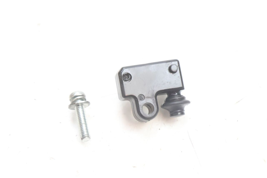 photo de INTERRUPTOR DE LUZ DE FREIO ESQUERDO YAMAHA X-MAX XMAX 125 (2010 - 2013) - Zoom do estado de desgaste