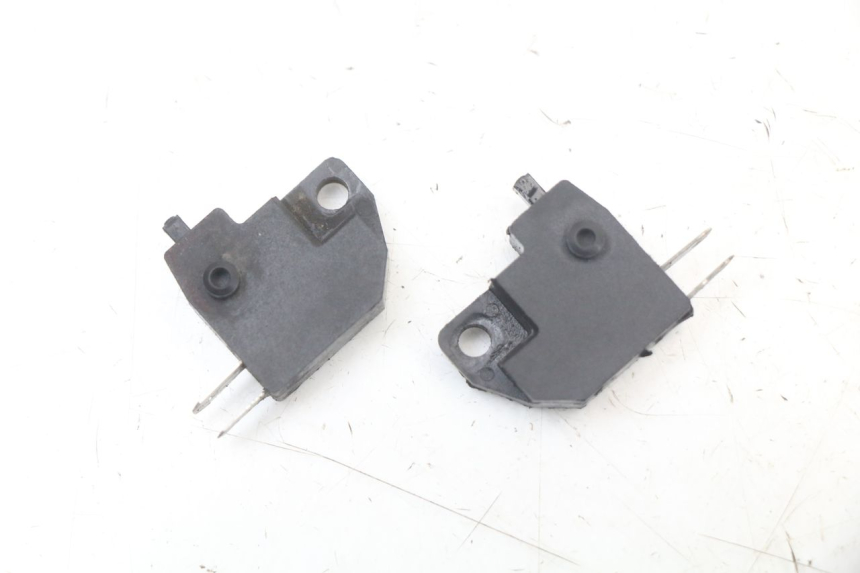 photo de INTERRUPTOR DE LUZ DE FREIO NECO GPX LC 2T 50 (2014 - 2018) - Vista principal