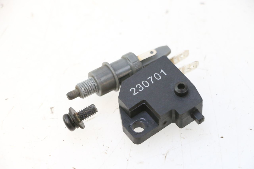 photo de INTERRUPTOR DA LUZ DE FREIO PEUGEOT KISBEE 4T 50 (2023 - 2026) - Vista principal
