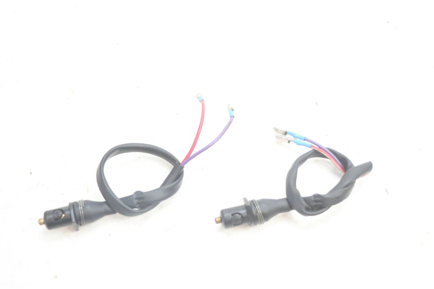photo de INTERRUPTOR DA LUZ DE FREIO LONGJIA LJ50QT 8M 2T 50 (2010 - 2017) - Detalhe da peça