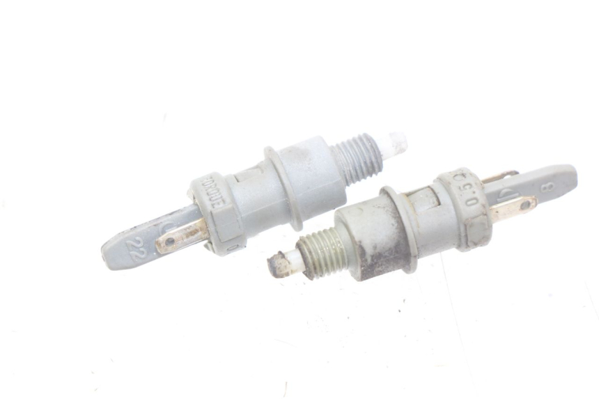 photo de INTERRUPTOR DE LUZ DE FREIO PEUGEOT LUDIX 50 (2008 - 2017) - Vista principal