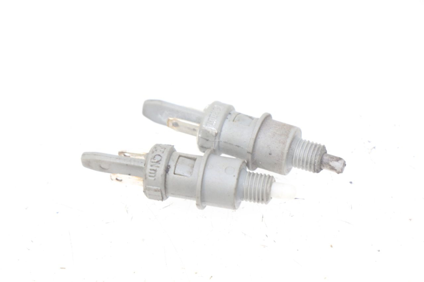 photo de INTERRUPTOR DE LUZ DE FREIO PEUGEOT LUDIX 50 (2008 - 2017) - Vista principal