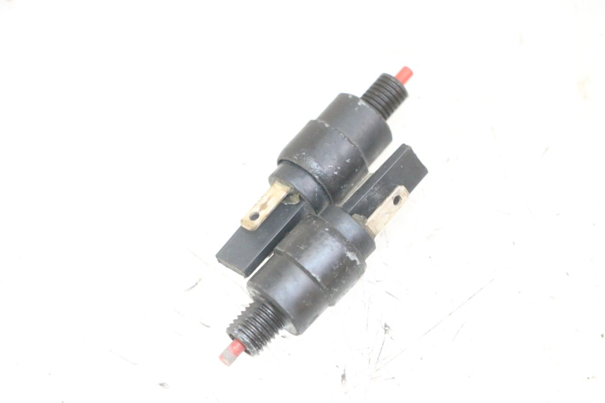 photo de INTERRUPTOR DE LUZ DE FREIO PIAGGIO MP3 LT 300 (2010 - 2016) - Detalhe da peça