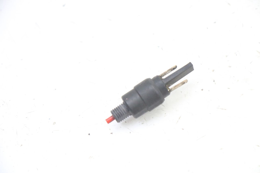 photo de INTERRUPTOR DE LUZ DE FREIO GILERA NEXUS 125 (2009 - 2013) - Vista principal