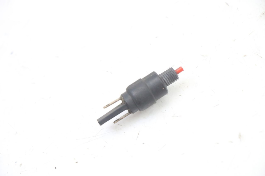 photo de INTERRUPTOR DE LUZ DE FREIO GILERA NEXUS 125 (2009 - 2013) - Detalhe da peça