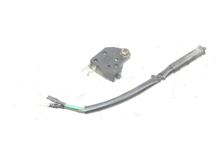 photo de INTERRUPTOR DE LUZ DE FREIO SYM ORBIT 2 4T 50 (2008 - 2017) - Vista principal