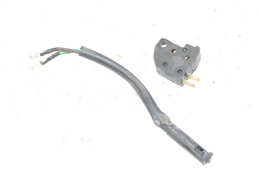 photo de INTERRUPTOR DE LUZ DE FREIO PEUGEOT TWEET 4T 50 (2014 - 2019) - Detalhe da peça