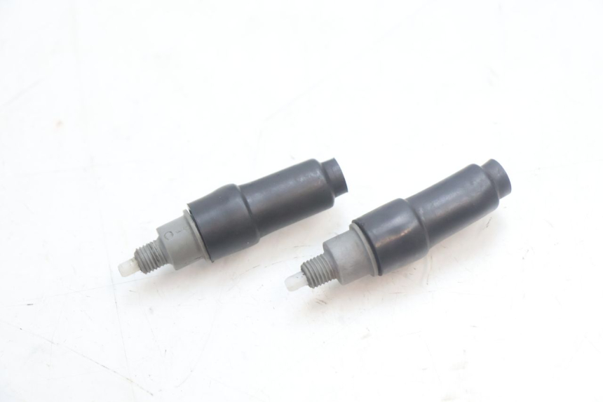 photo de INTERRUPTOR DA LUZ DE FREIO YAMAHA SLIDER 50 (1999 - 2004) - Vista principal