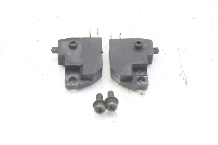 photo de INTERRUPTOR DE LUZ DE FREIO RAZZO STEED 125 (2012 - 2018) - Detalhe da peça