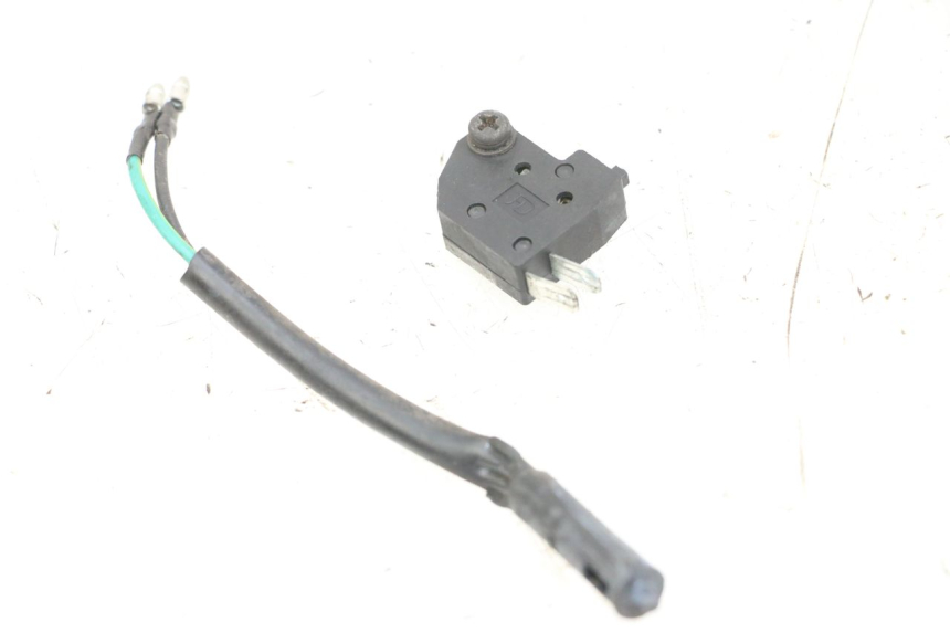 photo de INTERRUPTOR DE LUZ DE FREIO SYM ORBIT 2 4T 50 (2008 - 2017) - Vista principal