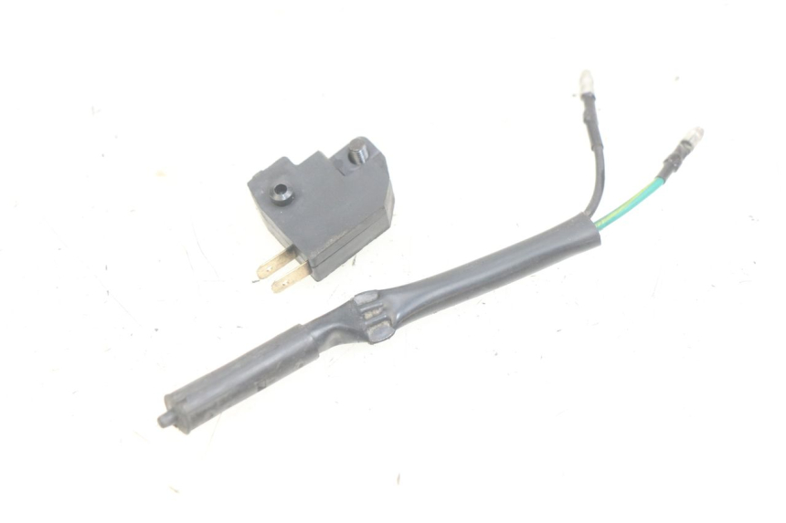 photo de INTERRUPTOR DE LUZ DE FREIO SYM SYMPHONY 125 (2009 - 2015) - Detalhe da peça