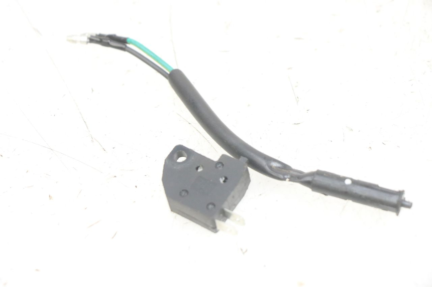 photo de INTERRUPTOR DE LUZ DE FREIO PEUGEOT TWEET 4T 50 (2014 - 2019) - Detalhe da peça