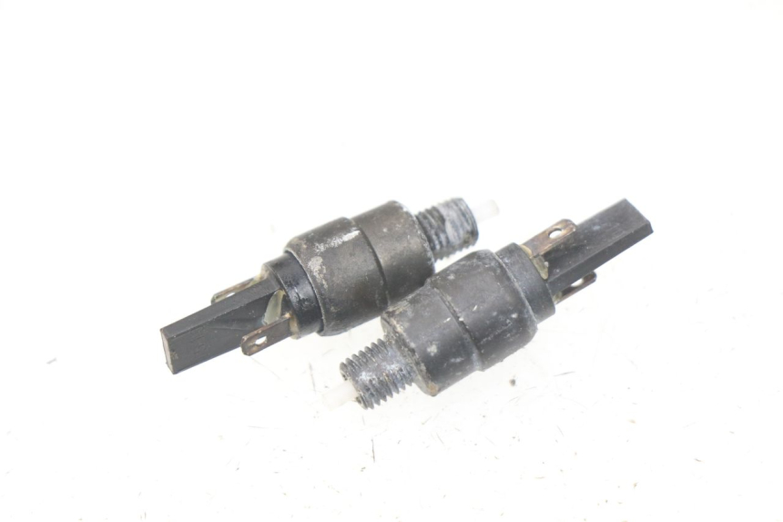 photo de INTERRUPTOR DE LUZ DE FREIO PIAGGIO VESPA LX IE 125 (2010 - 2012) - Vista principal