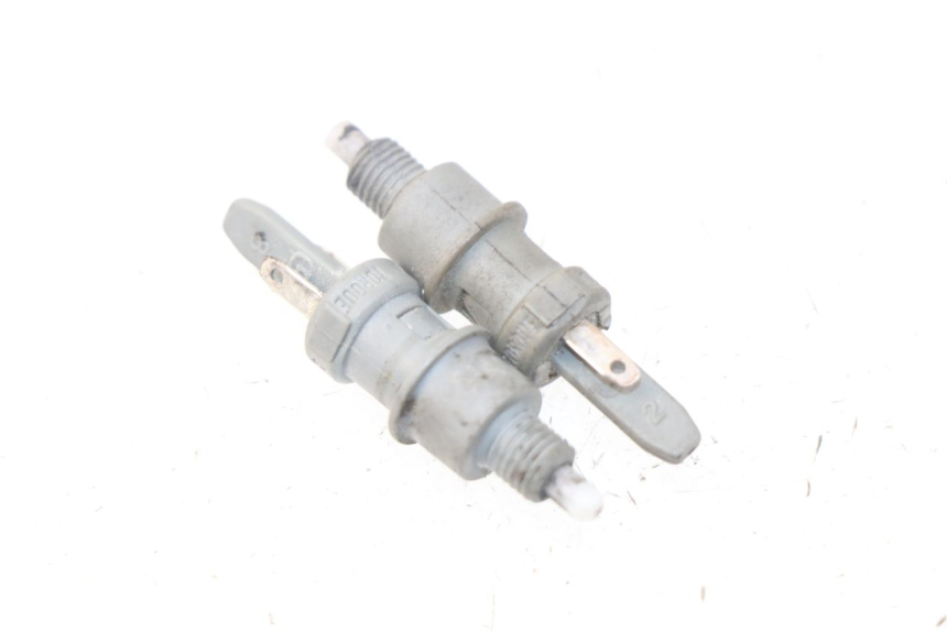 photo de INTERRUPTOR DE LUZ DE FREIO PEUGEOT VIVACITY 50 (2004 - 2009) - Vista principal