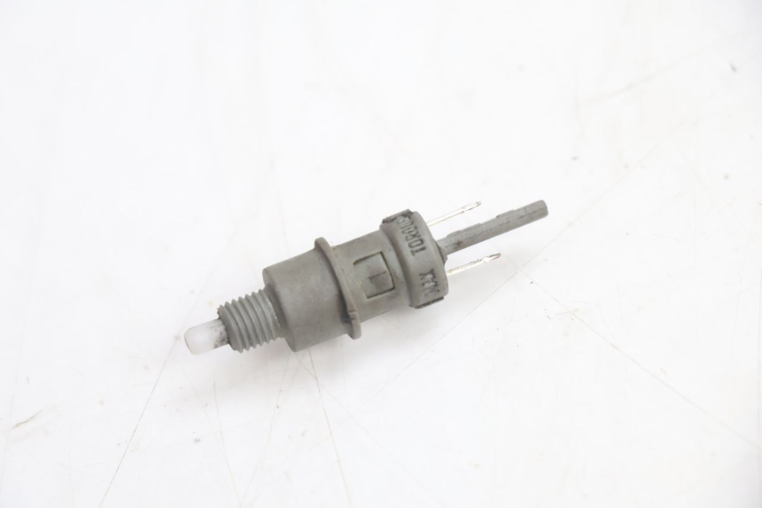 photo de INTERRUPTOR DE LUZ DE FREIO PEUGEOT VIVACITY 50 (2004 - 2009) - Vista principal