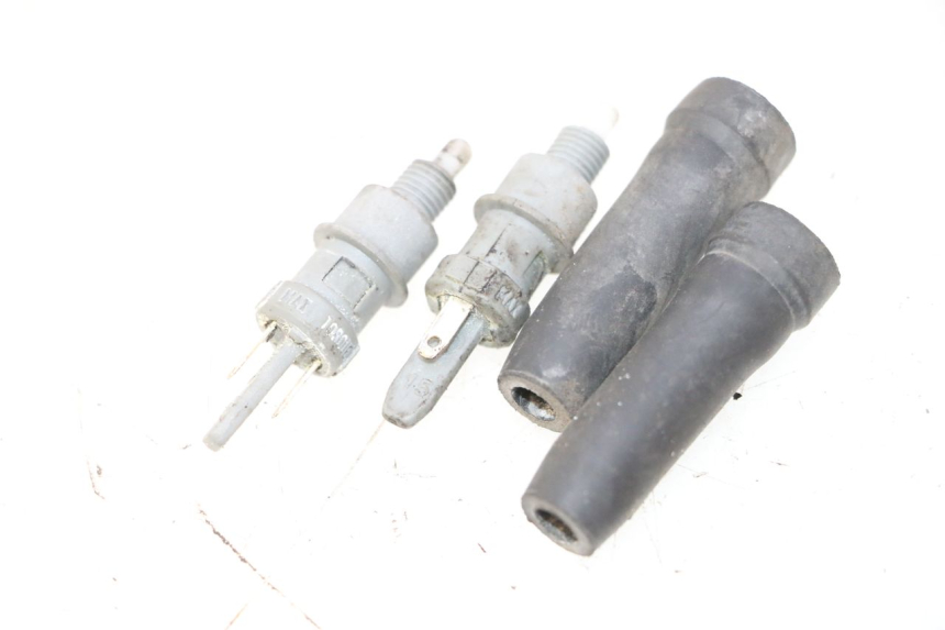 photo de INTERRUPTOR DE LUZ DE FREIO PEUGEOT VIVACITY 50 (2004 - 2009) - Vista principal