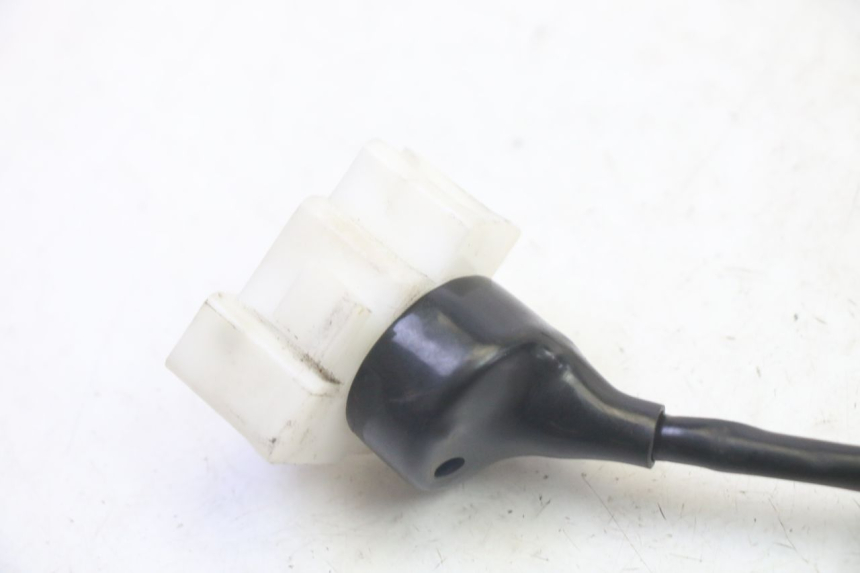 photo de INTERRUPTOR DE IGNIÇÃO QUADRO 4 4D 350 (2015 - 2018) - Pontos de fixação