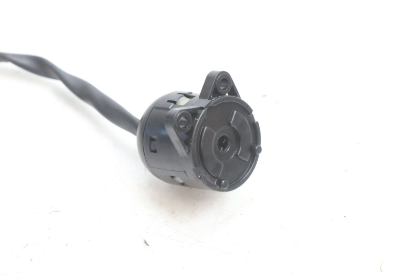 photo de CHAVE DE CORTE APRILIA ATLANTIC S 125 (2010 - 2013) - Zoom do estado de desgaste