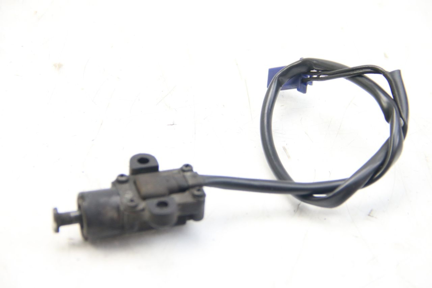photo de CORTA-CIRCUITO DO DESCANSO LATERAL PIAGGIO BEVERLY 125 (2010 - 2015) - Detalhe da peça