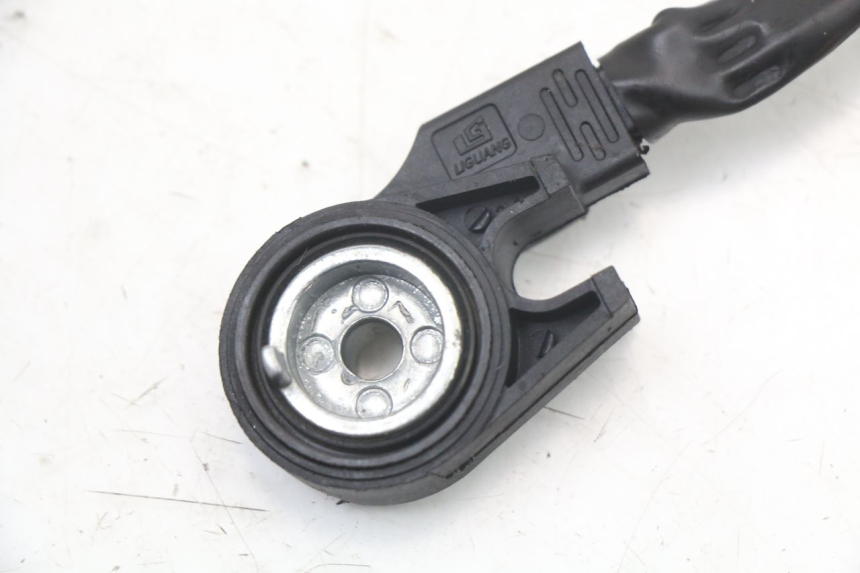 photo de CORTA-CIRCUITO DO DESCANSO LATERAL ARCHIVE CAFE RACER 4T 50 (2019 - 2024) - Outro ângulo de visão