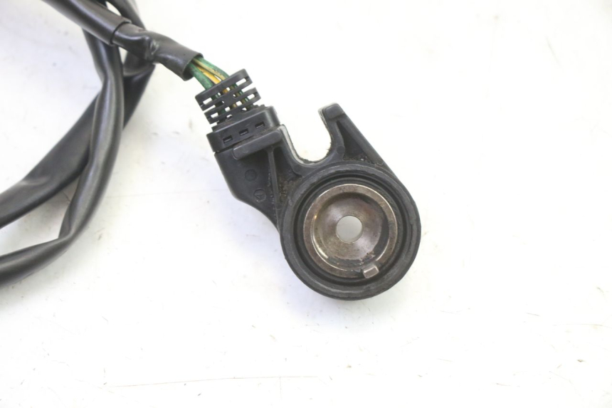 photo de CORTA-CIRCUITO DO DESCANSO LATERAL HONDA CBR RR FIREBLADE 900 (1992 - 1994) - Outro ângulo de visão