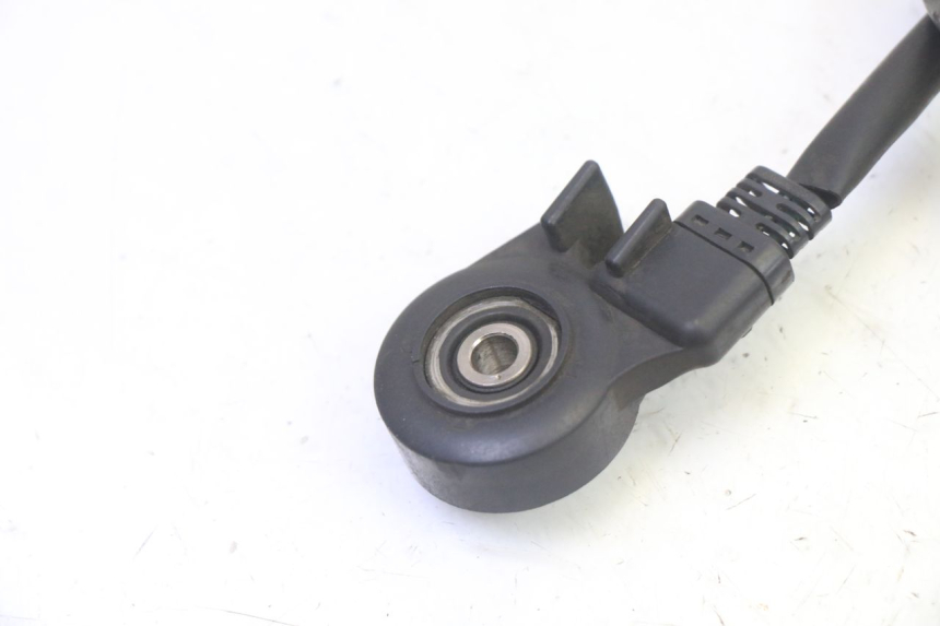 photo de CORTA-CIRCUITO DO DESCANSO LATERAL HONDA FES S-WING SWING ABS 125 (2007 - 2015) - Zoom do estado de desgaste