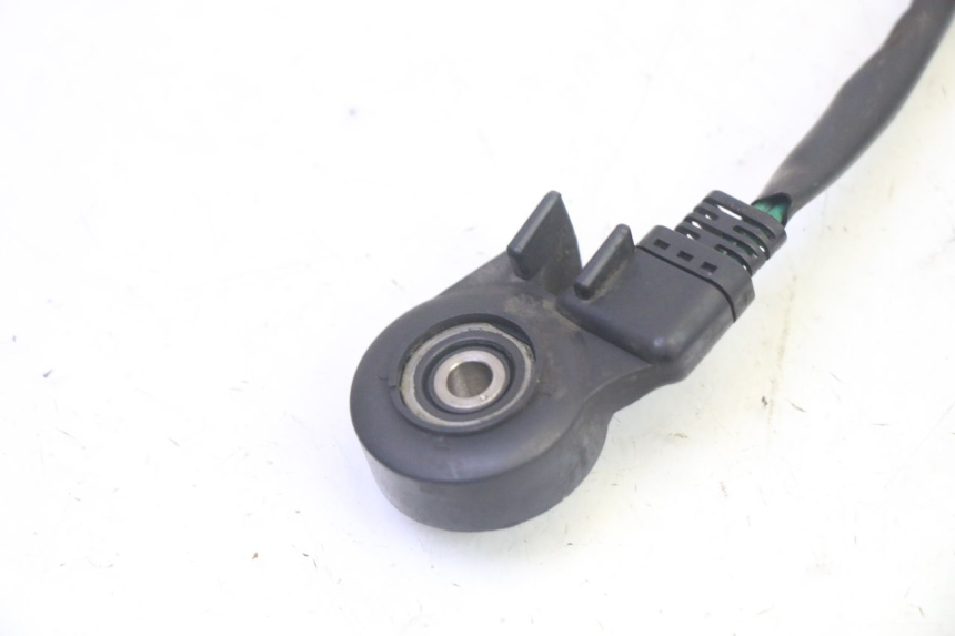 photo de CORTA-CIRCUITO DO DESCANSO LATERAL HONDA FES S-WING SWING ABS 125 (2007 - 2015) - Detalhe da peça