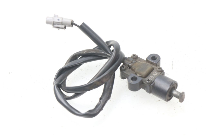 photo de CORTA-CIRCUITO DO DESCANSO LATERAL YAMAHA FZ8 800 (2010 - 2016) - Zoom do estado de desgaste