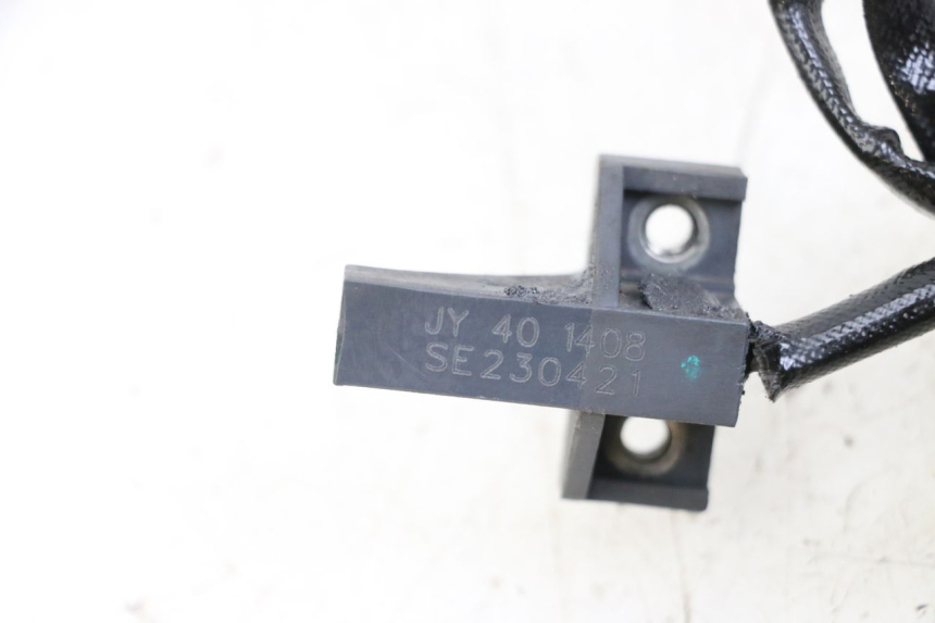 photo de CORTA-CIRCUITO DO DESCANSO LATERAL HUSQVARNA SVARTPILEN 401 (2018 - 2023) - Detalhe da peça