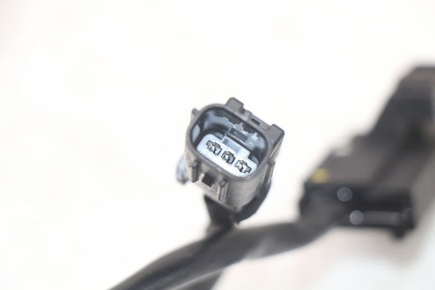 photo de CORTA-CIRCUITO DO DESCANSO LATERAL ROYAL ENFIELD CONTINENTAL GT 650 (2019 - 2024) - Vista geral