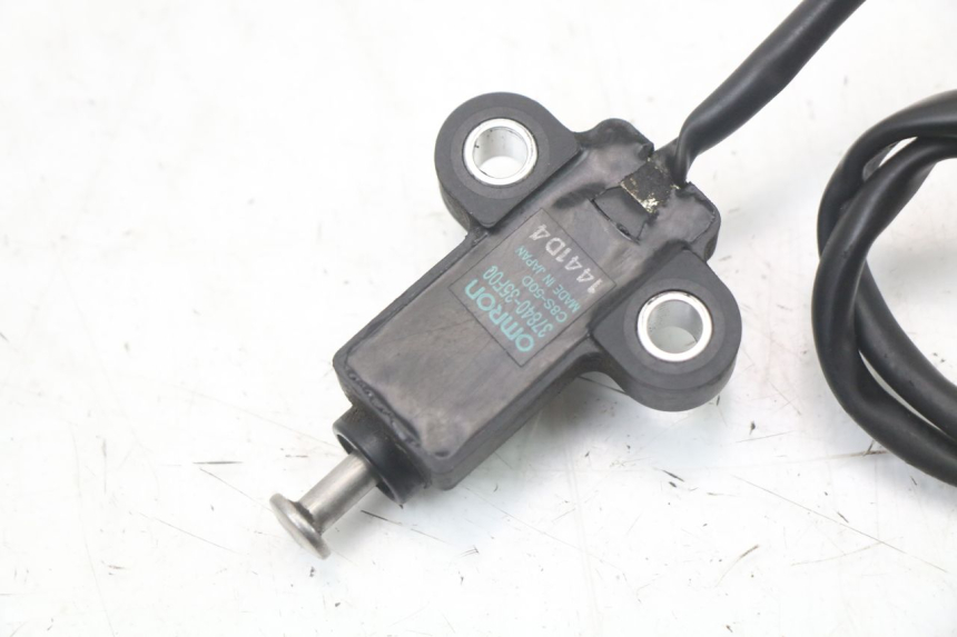 photo de CORTA-CIRCUITO DO DESCANSO LATERAL SUZUKI GSR 750 (2011 - 2017) - Ampliação técnica