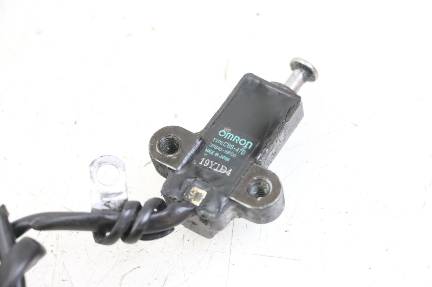 photo de CORTA-CIRCUITO DO DESCANSO LATERAL SUZUKI SV S 650 (1999 - 2002) - Detalhe da peça
