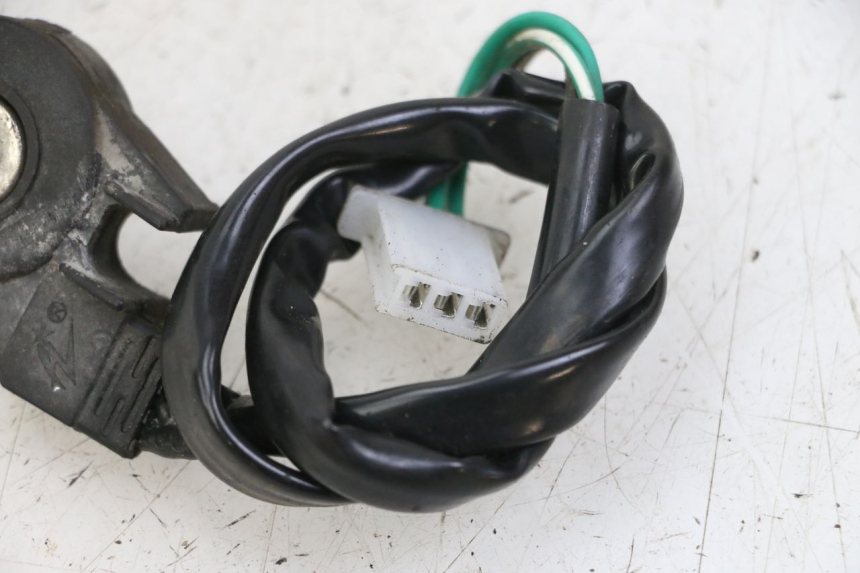 photo de CORTA-CIRCUITO DO DESCANSO LATERAL UNIVERSAL BIKE ZN50QT-11B 50 (2018 - 2021) - Zoom do estado de desgaste