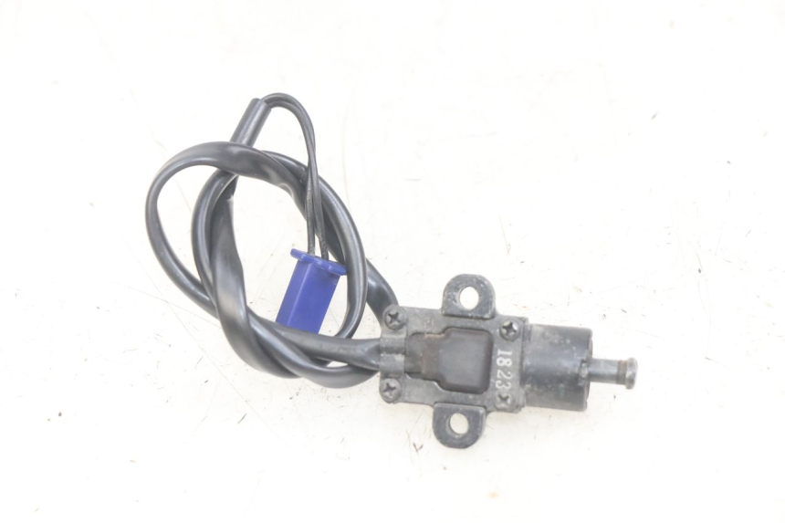 photo de CORTA-CIRCUITO DO DESCANSO LATERAL YAMAHA X-MAX XMAX 125 (2010 - 2013) - Detalhe da peça