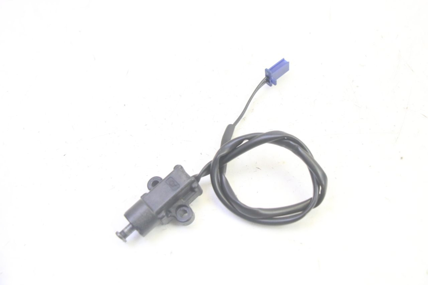 photo de CORTA-CIRCUITO DO DESCANSO LATERAL YAMAHA XMAX X-MAX 125 (2006 - 2009) - Zoom do estado de desgaste