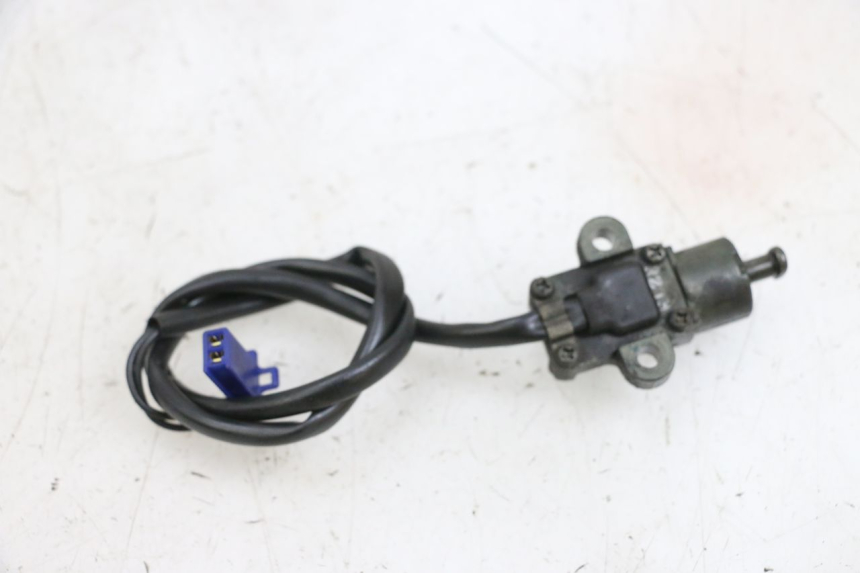 photo de CORTA-CIRCUITO DO DESCANSO LATERAL YAMAHA YP MAJESTY 125 (2002 - 2006) - Detalhe da peça