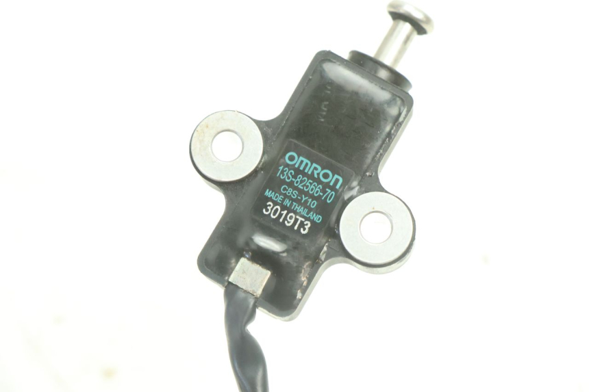 photo de INTERRUPTOR DE IGNIÇÃO DO DESCANSO LATERAL YAMAHA YZF R6 600 (2008 - 2009) - Vista geral