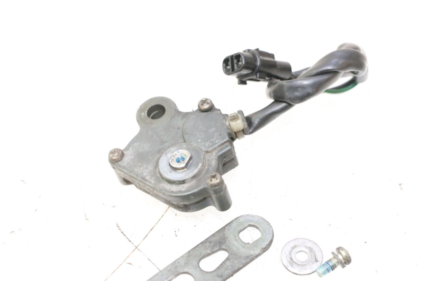 photo de CORTA-CIRCUITO DO DESCANSO LATERAL KAWASAKI ZX-6R ZX6R 600 (1995 - 1997) - Zoom do estado de desgaste
