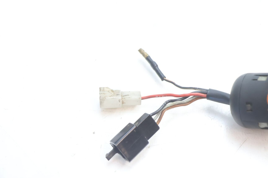 photo de CHAVE DE CORTE MBK BOOSTER ROCKET 50 (1995 - 1998) - Zoom do estado de desgaste
