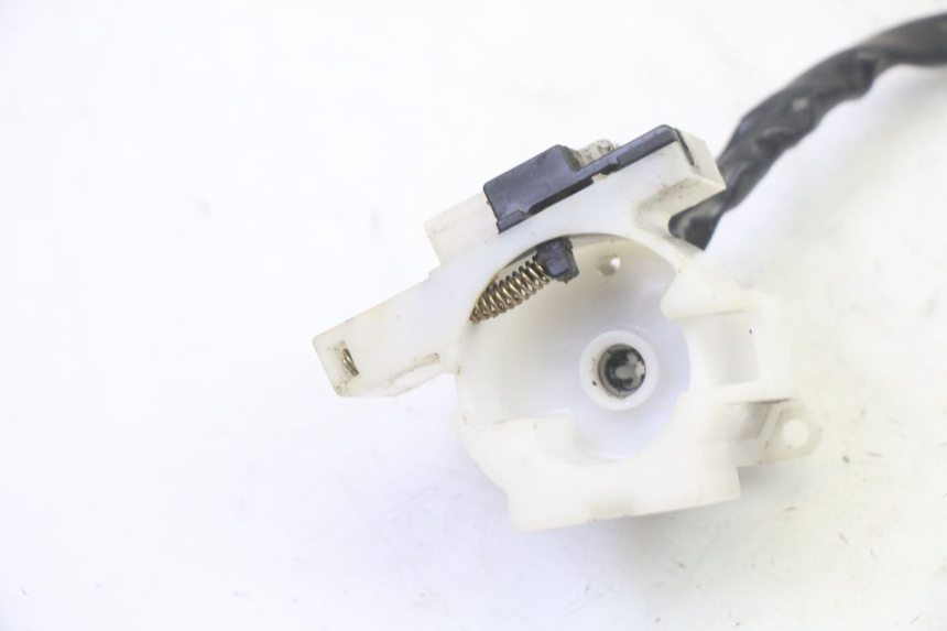 photo de INTERRUPTOR DE IGNIÇÃO SUZUKI BURGMAN 125 (2007 - 2014) - Detalhe da peça