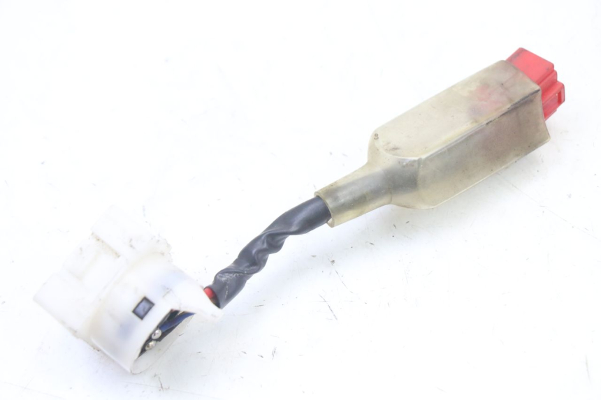 photo de INTERRUPTOR DE IGNIÇÃO YAMAHA BW'S BWS 125 (2010 - 2013) - Zoom do estado de desgaste