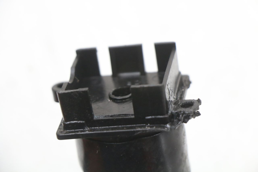 photo de INTERRUPTOR DE IGNIÇÃO PEUGEOT CITYSTAR 50 (2013 - 2017) - Outro ângulo de visão