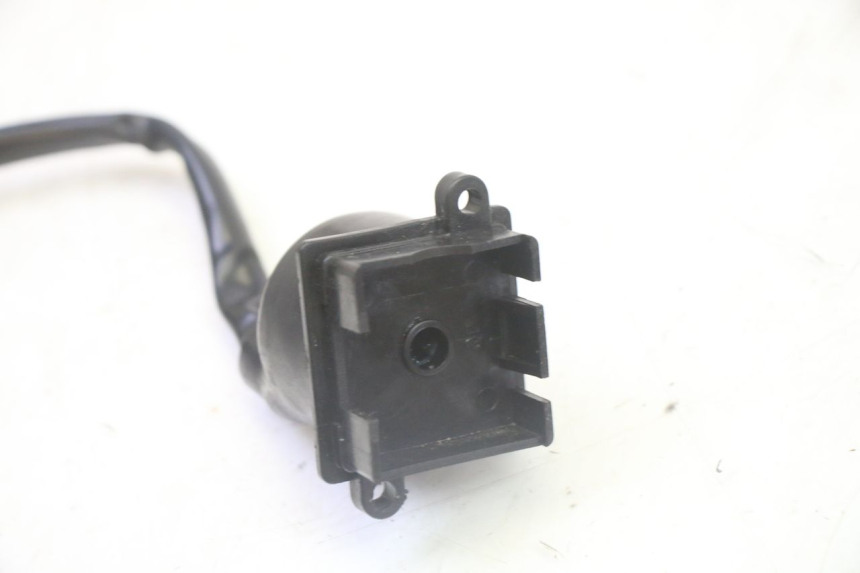photo de INTERRUPTOR DE IGNIÇÃO PEUGEOT CITYSTAR 50 (2013 - 2017) - Zoom do estado de desgaste