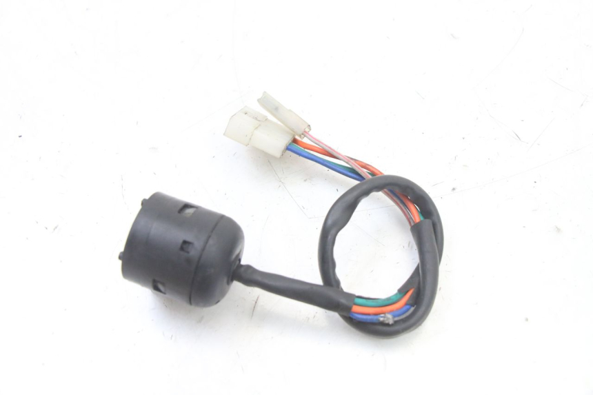 photo de INTERRUPTOR DE IGNIÇÃO DERBI SENDA SM DRD X-TREME 50 (2011 - 2017) - Estado da superfície