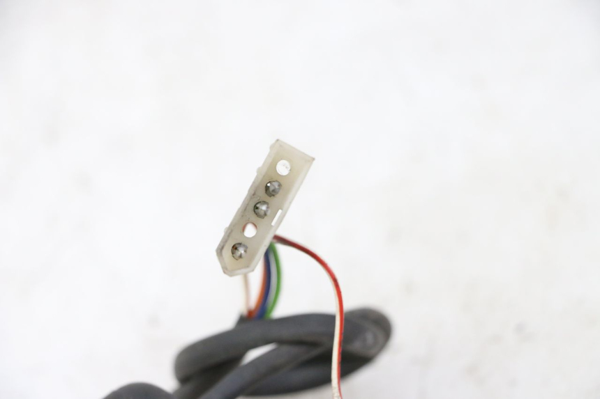 photo de INTERRUPTOR DE IGNIÇÃO APRILIA ETX 125 (1998 - 2002) - Zoom do estado de desgaste