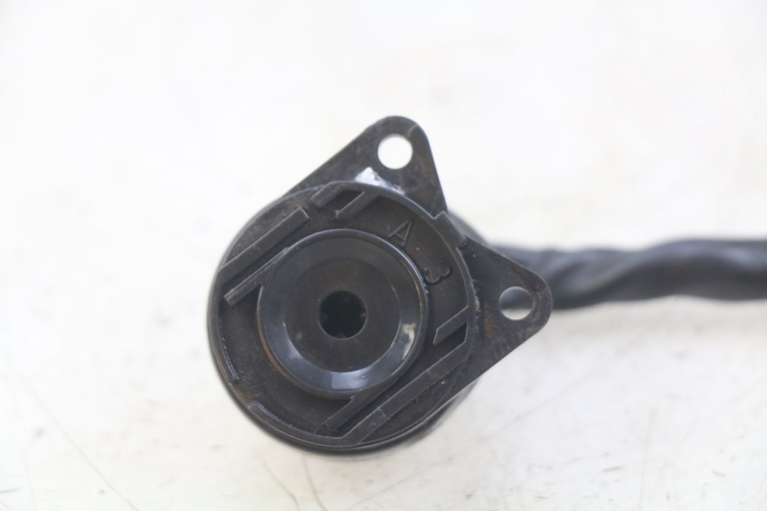 photo de INTERRUPTOR DE IGNIÇÃO KEEWAY F-ACT FACT 50 (2006 - 2011) - Outro ângulo de visão