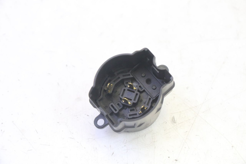 photo de INTERRUPTOR DE IGNIÇÃO HONDA FES S-WING SWING ABS 125 (2007 - 2015) - Outro ângulo de visão